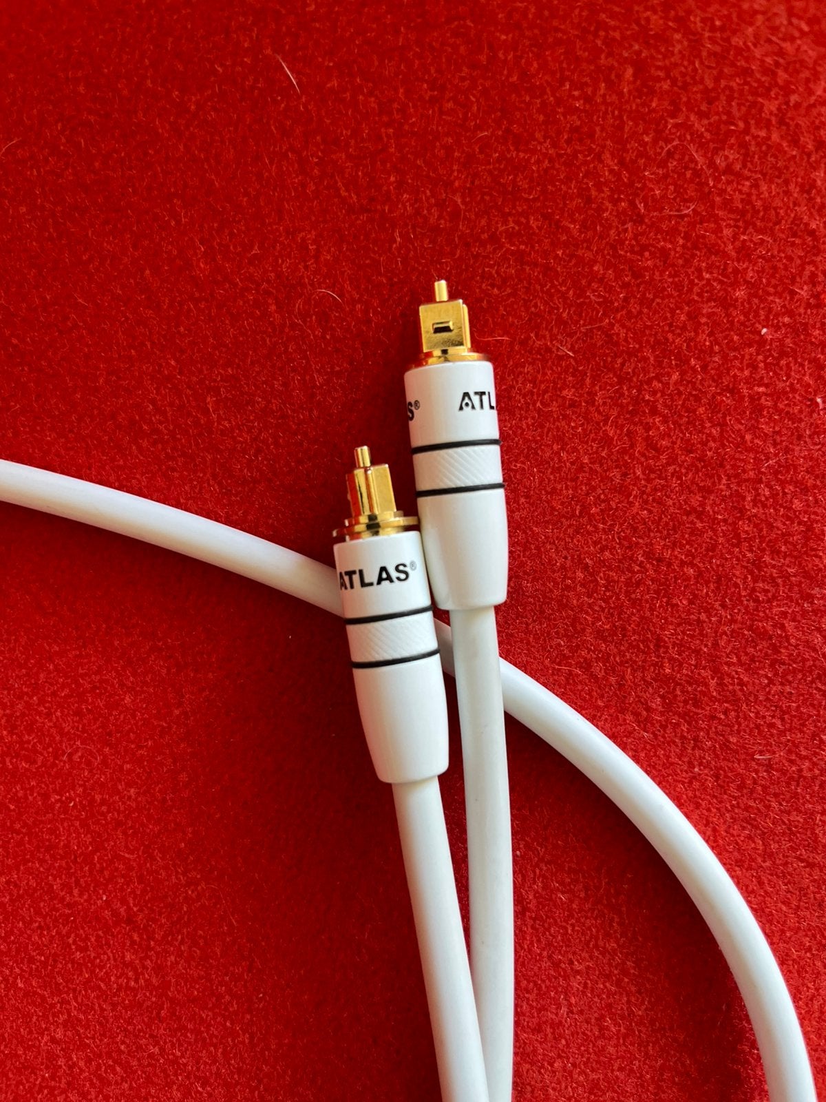 Atlas Optische kabel 2 meter. Nieuwstaat., Audio, Tv en Foto, Audiokabels en Televisiekabels, Ophalen of Verzenden, Zo goed als nieuw