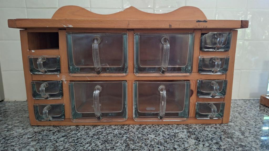 Vintage kruidenrek met glazen lades - 1 lade mist, Ophalen