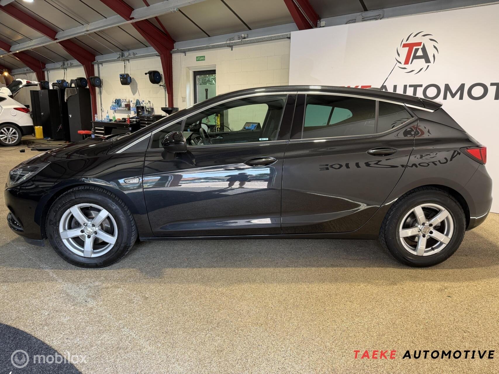 Opel Astra 1.4 Business+ CLIMA/CRUISE/PDC/STOELSTUURVERWARM, Auto's, Voorwielaandrijving, Stof, Gebruikt, 150 pk