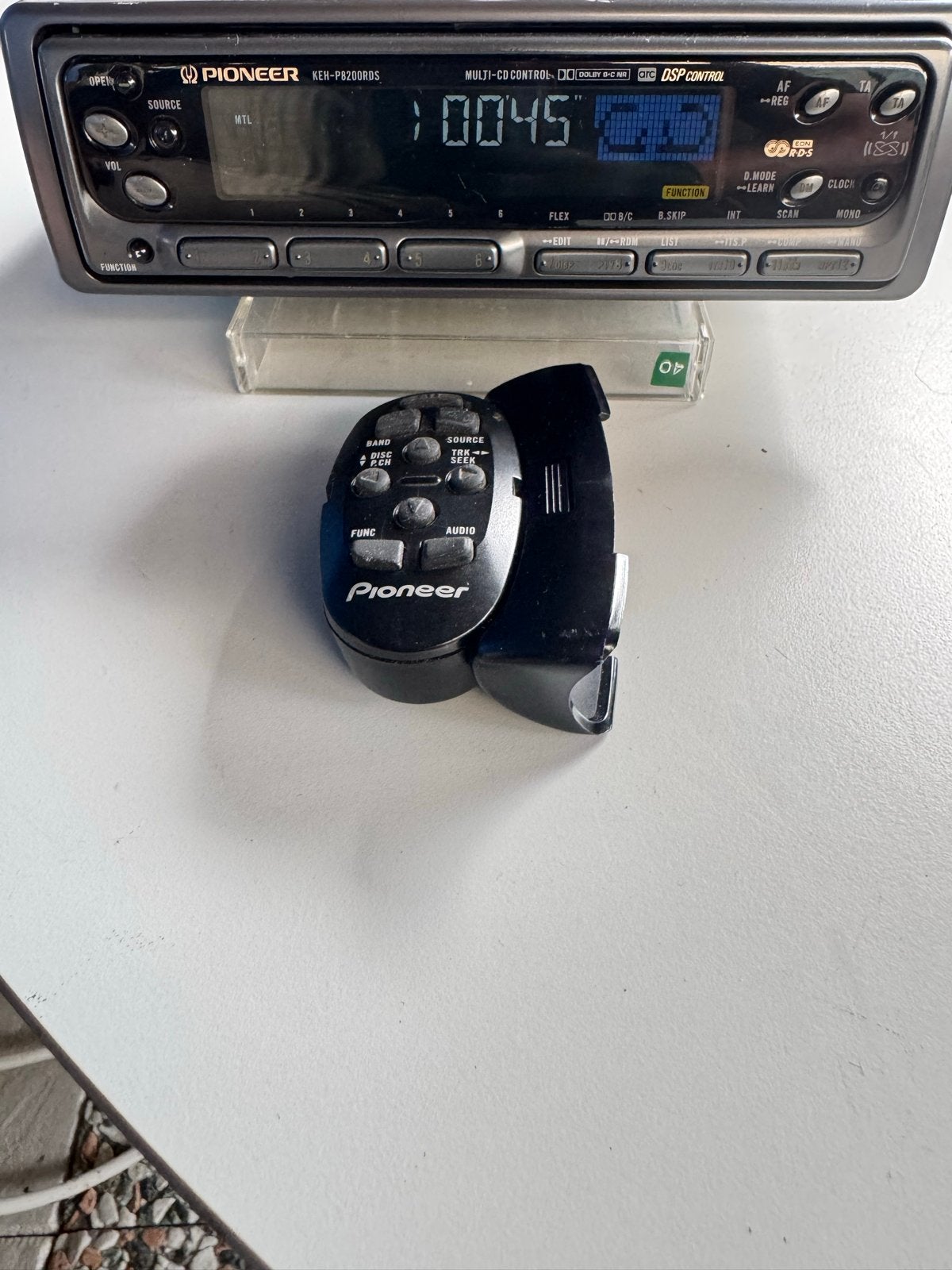Pioneer KEH-P8200RDS Autoradio met Bluetooth adapter afstand, Ophalen of Verzenden, Zo goed als nieuw