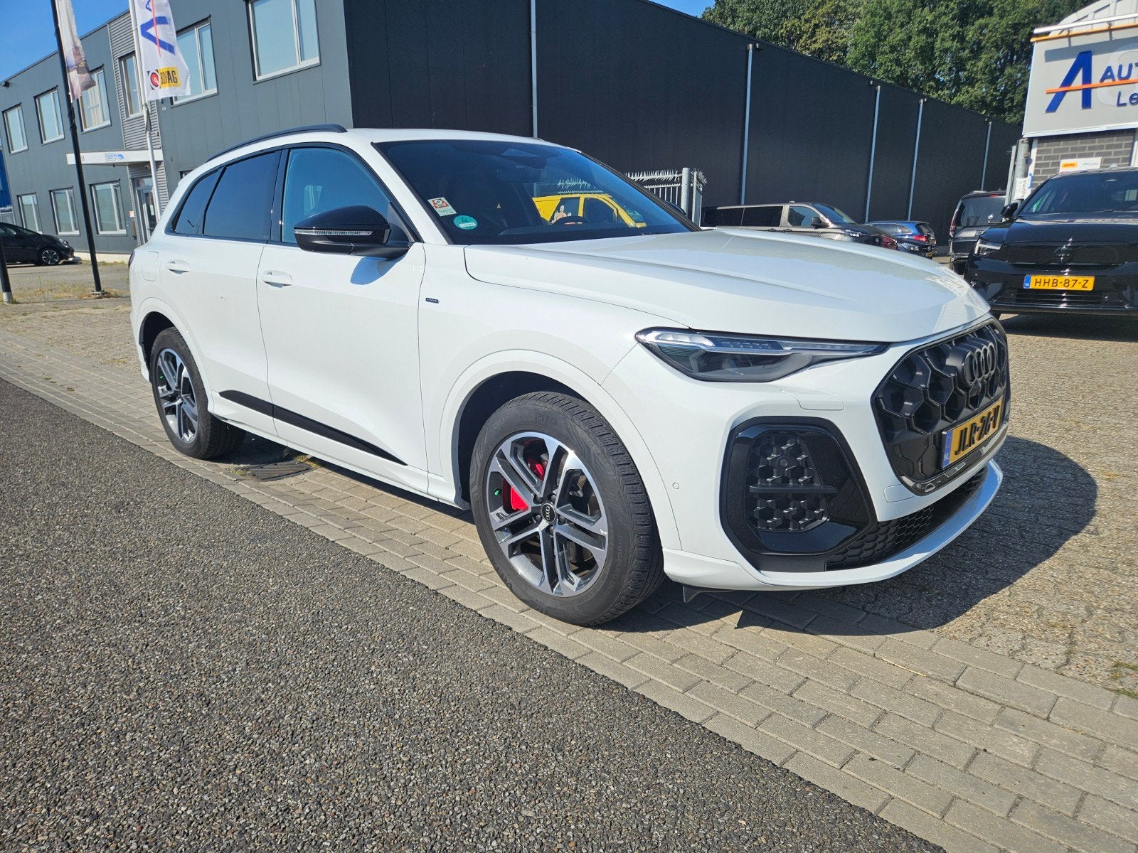 Audi Q5 E-hybrid 367pk Phev S Tronic Quattro 2025 Wit, Auto's, Audi, Vierwielaandrijving, SUV of Terreinwagen, Te koop, 750 kg