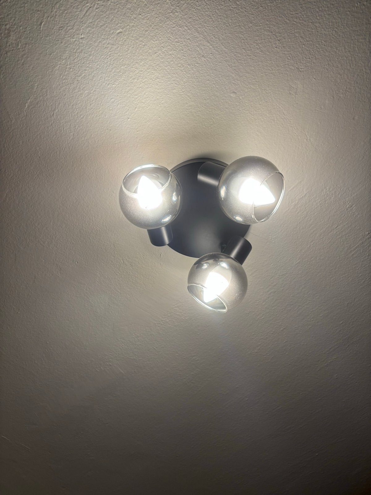 Plafondlamp met 3 zilveren bollen, Ophalen, Zilver, Zo goed als nieuw, Plafondlamp