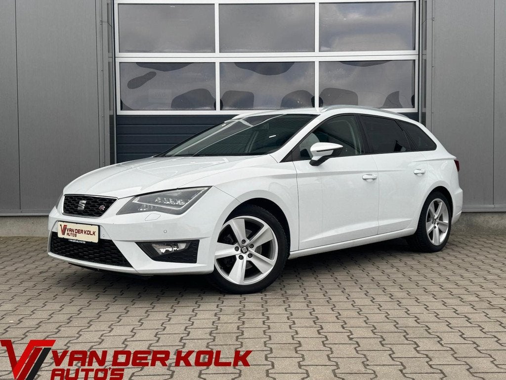 Seat Leon ST 1.4 TSI FR | Half Leder | LED | Navigatie | Cru, Auto's, Seat, Voorwielaandrijving, Gebruikt, 4 cilinders, Leon