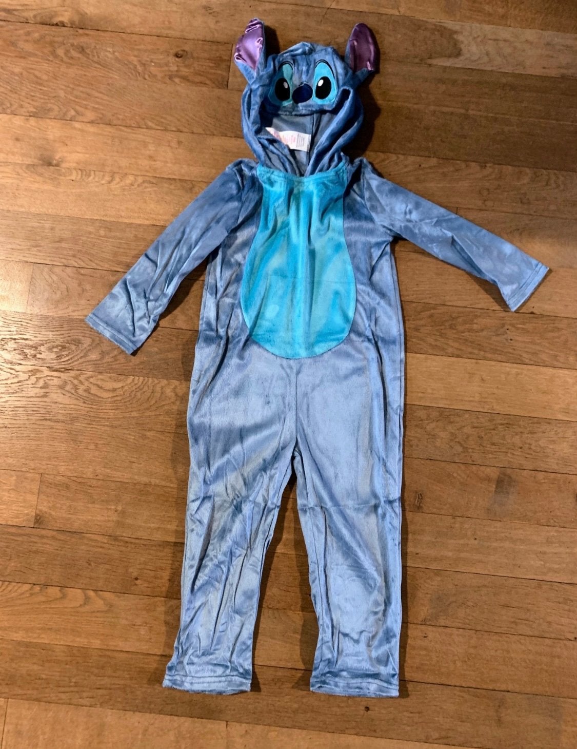 Nieuw 2 delig Stitch kostuum maat S (5-6 jaar), Kinderen en Baby's, Ophalen of Verzenden, Nieuw, 110 t/m 116, Jongen of Meisje