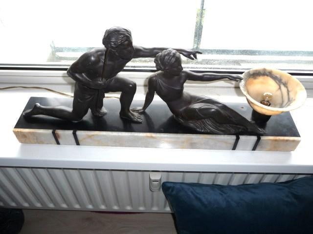 Art Deco Beeld/lamp , Uriano ,1930, Ophalen