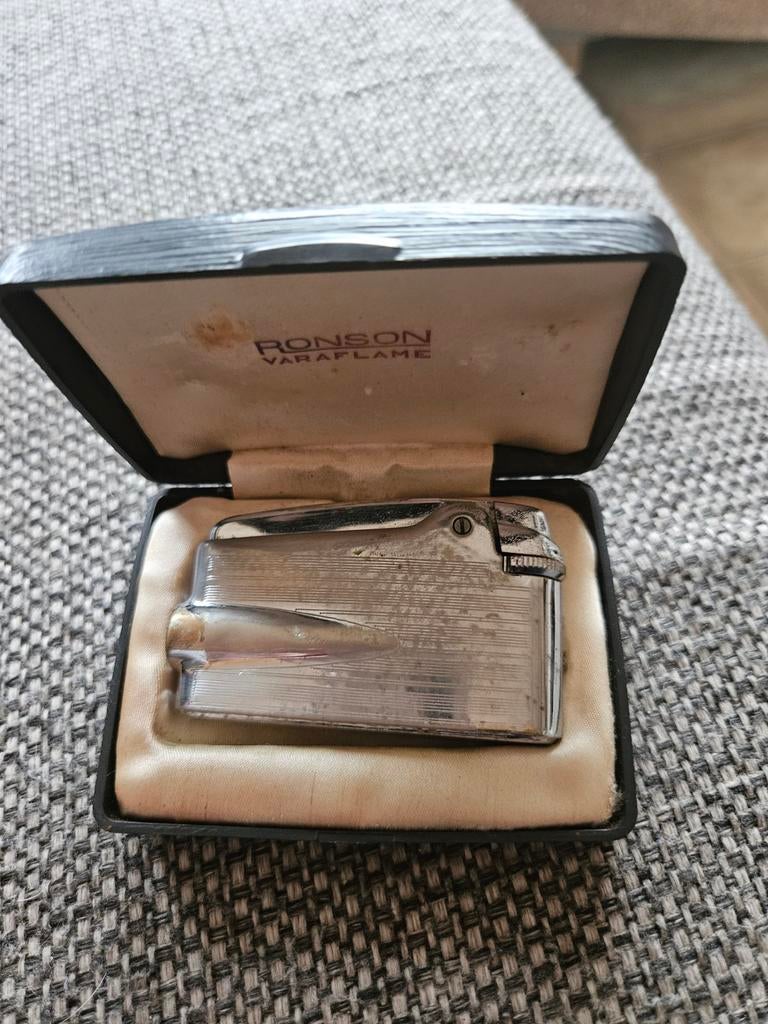 Ronson Varaflame Aansteker in originele doos, Verzamelen, Ophalen of Verzenden, Gebruikt, Aansteker