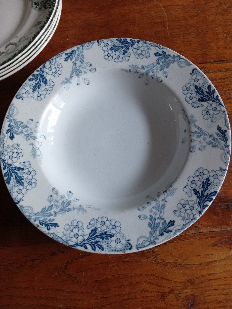 prachtig gaaf diep bord uit Frankrijk LUNEVILLE, Ophalen of Verzenden