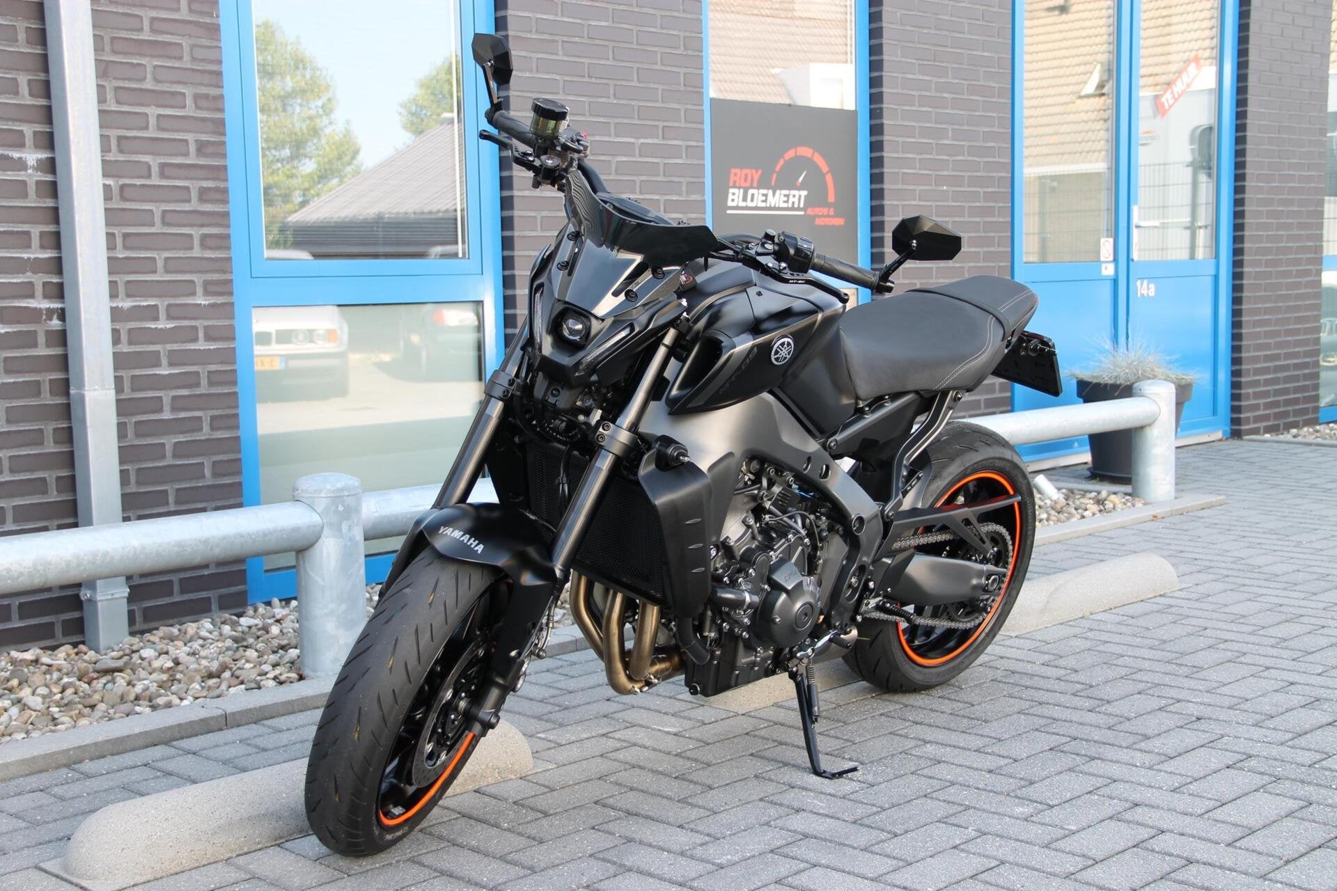 Yamaha MT-09 2021 Black Edition SC-Project FULL OPTION, Motoren, ABS, Koolhovenlaan 101  1119 NC Schiphol-Rijk  Nederland, 890 cc