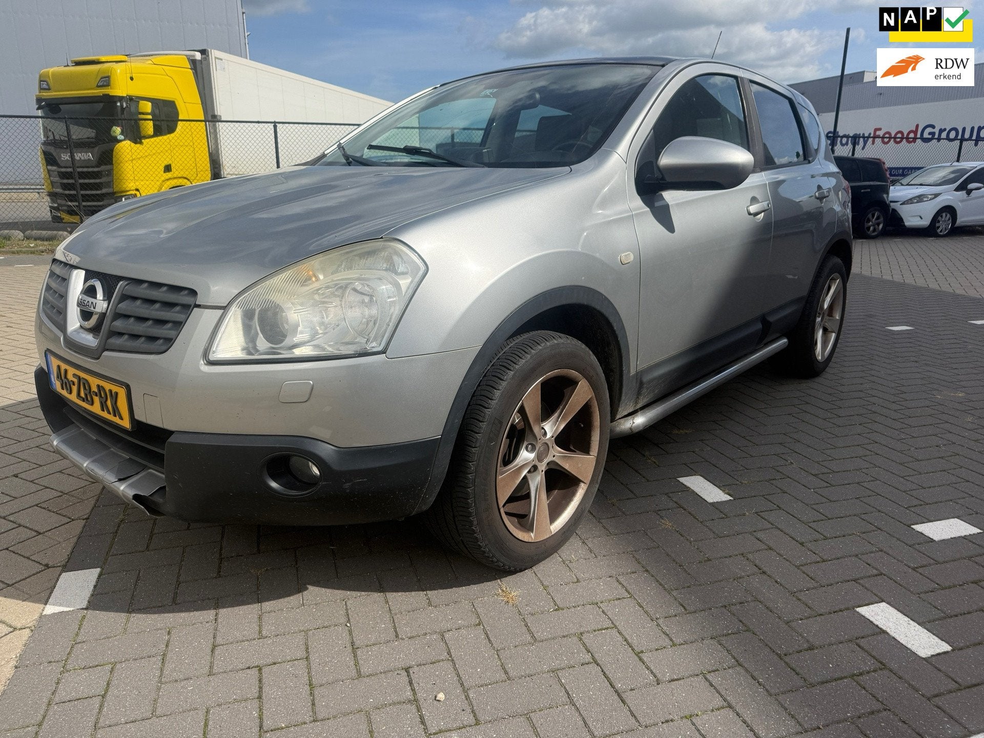 Nissan Qashqai 2.0 Tekna Premium AUTOMAAT, Auto's, Gebruikt, 4 cilinders, 1353 kg, Qashqai