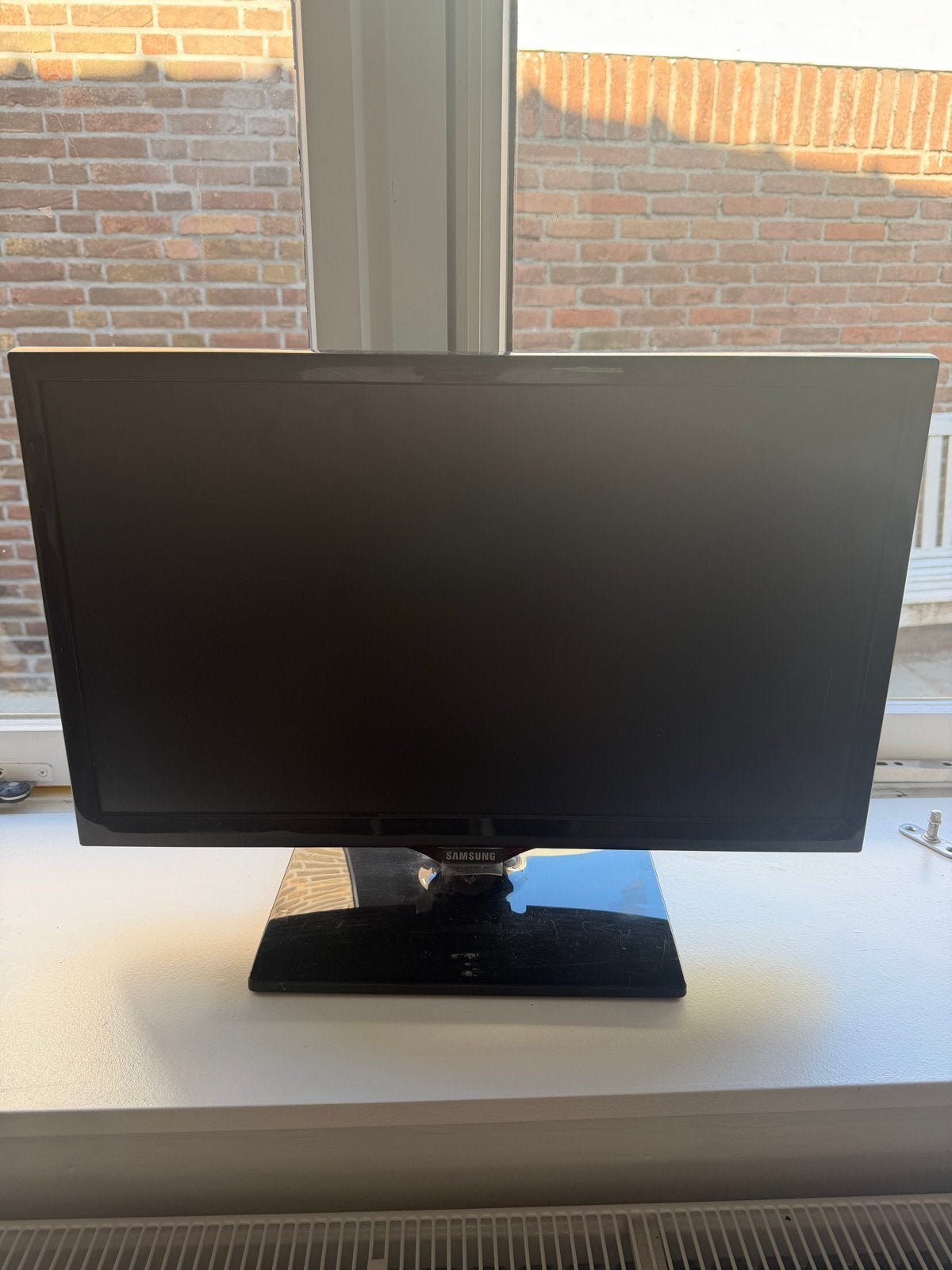 Samsung TV UE22F5000AW met kabels, Ophalen, Samsung, 40 tot 60 cm, Full HD (1080p)