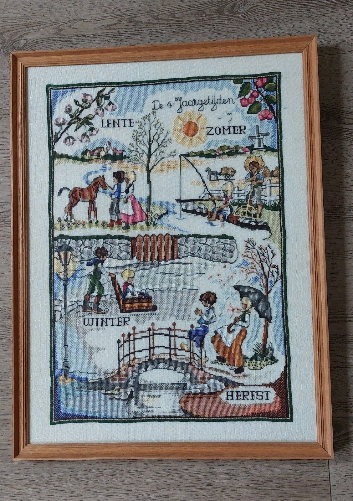 Geborduurd schilderij 'De 4 Jaargetijden' in lijst, Ophalen, Gebruikt, Textiel, Meerkleurig