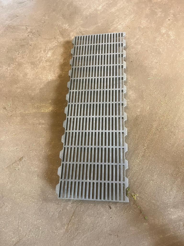Stalroosters grote partij 120 x 40 110 stuks