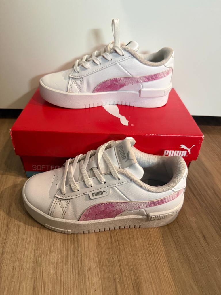 Puma sneakers wit/roze - Maat 31, Meisje, Schoenen, Ophalen of Verzenden, Zo goed als nieuw