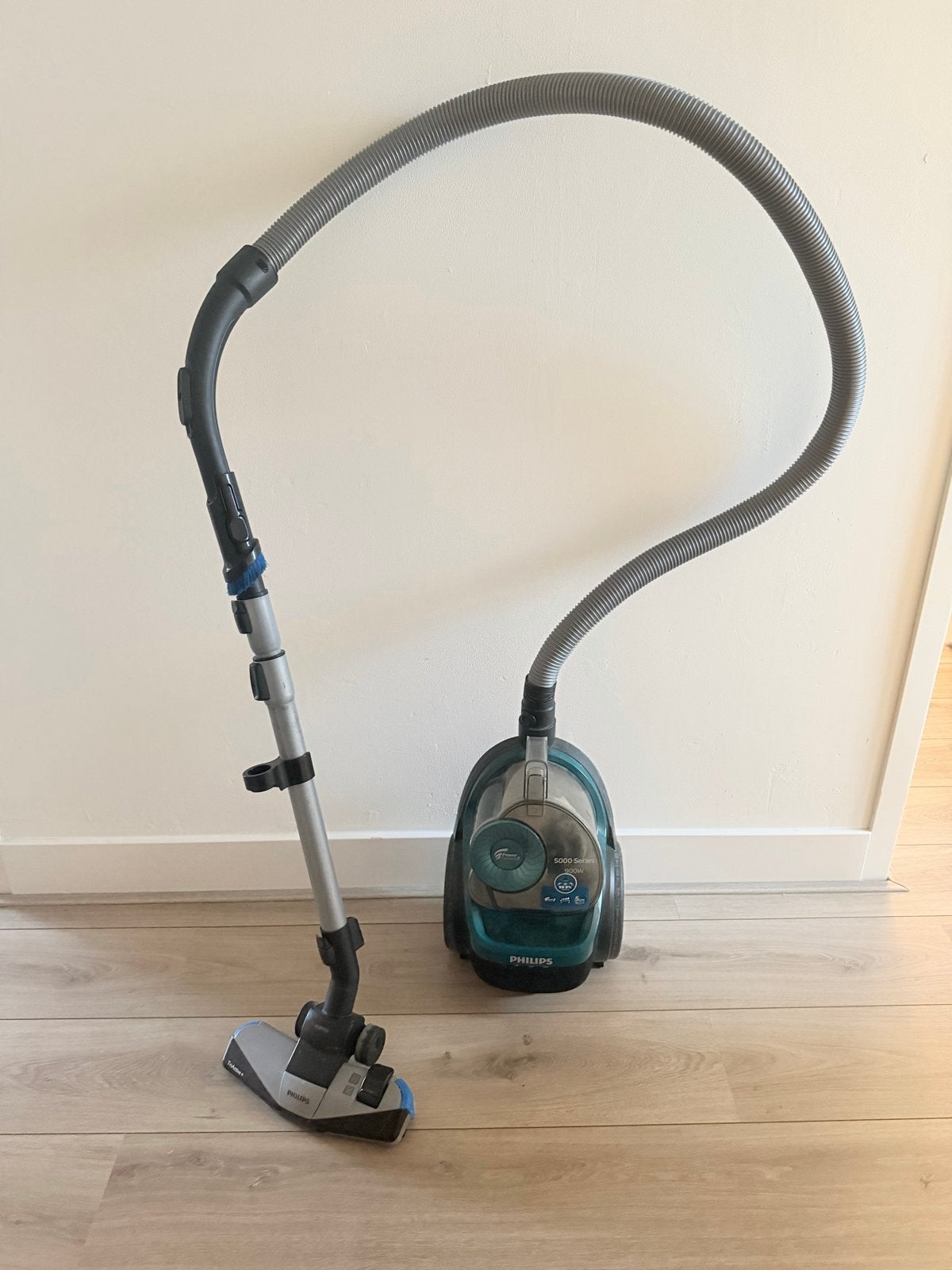 Philips Stofzuiger - Werkt, maar maakt meer geluid, Ophalen, Gebruikt, Philips, Sledestofzuiger