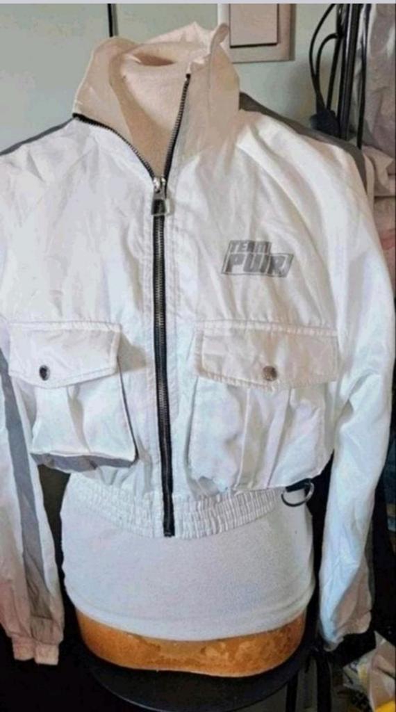Bershka wit jasje, Wit, Zo goed als nieuw, Maat 36 (S), Bershka