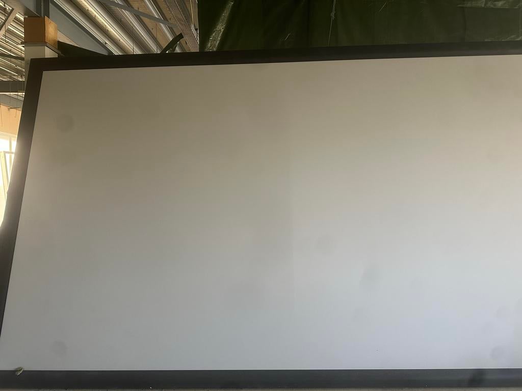 iVisions fixed frame projectiescherm, Ophalen, Handmatig, Zo goed als nieuw