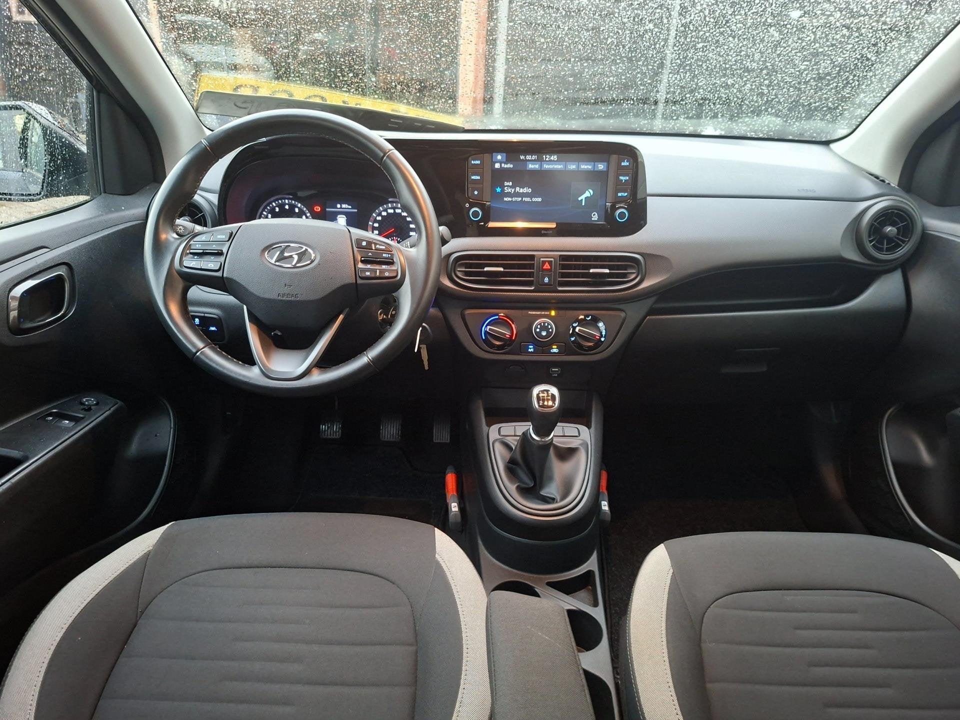 Foto 18 van Hyundai I10 1.0 Comfort Airco Lane Asist Car play