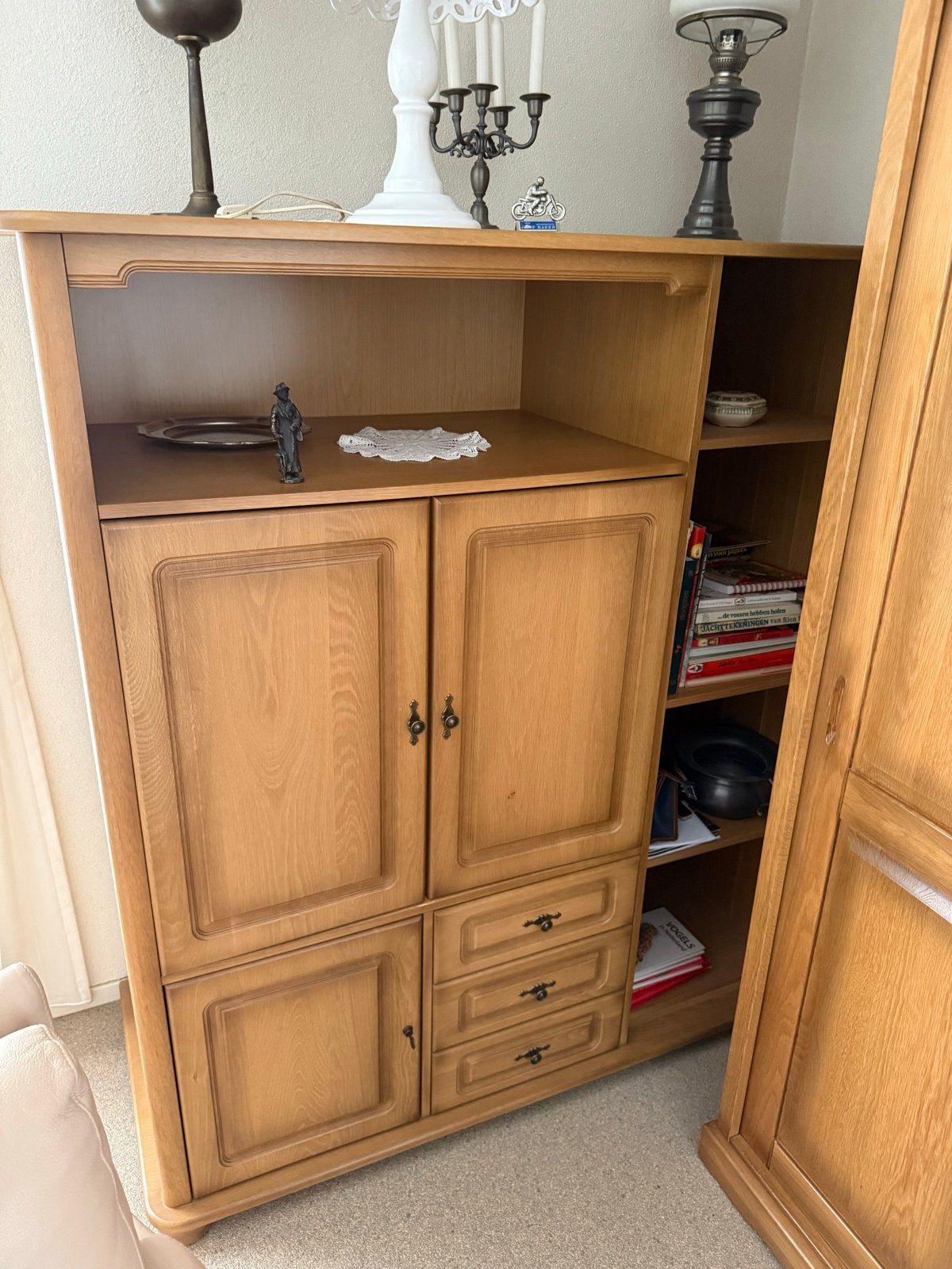 Houten kast met deuren, lades en open vakken, Ophalen, Gebruikt, 50 tot 100 cm, Met lade(s)