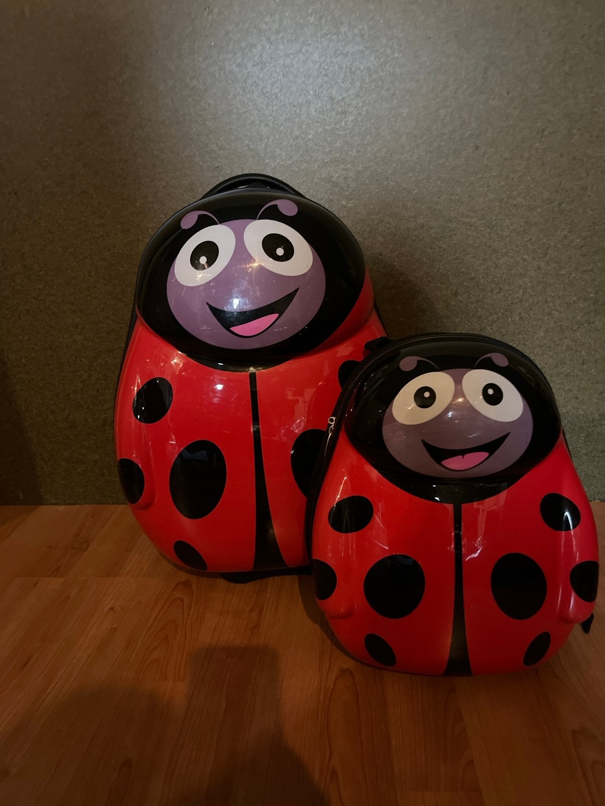 Set 2 lieveheersbeestje koffer en rugzak zo goed als nieuw, Ophalen, Zo goed als nieuw