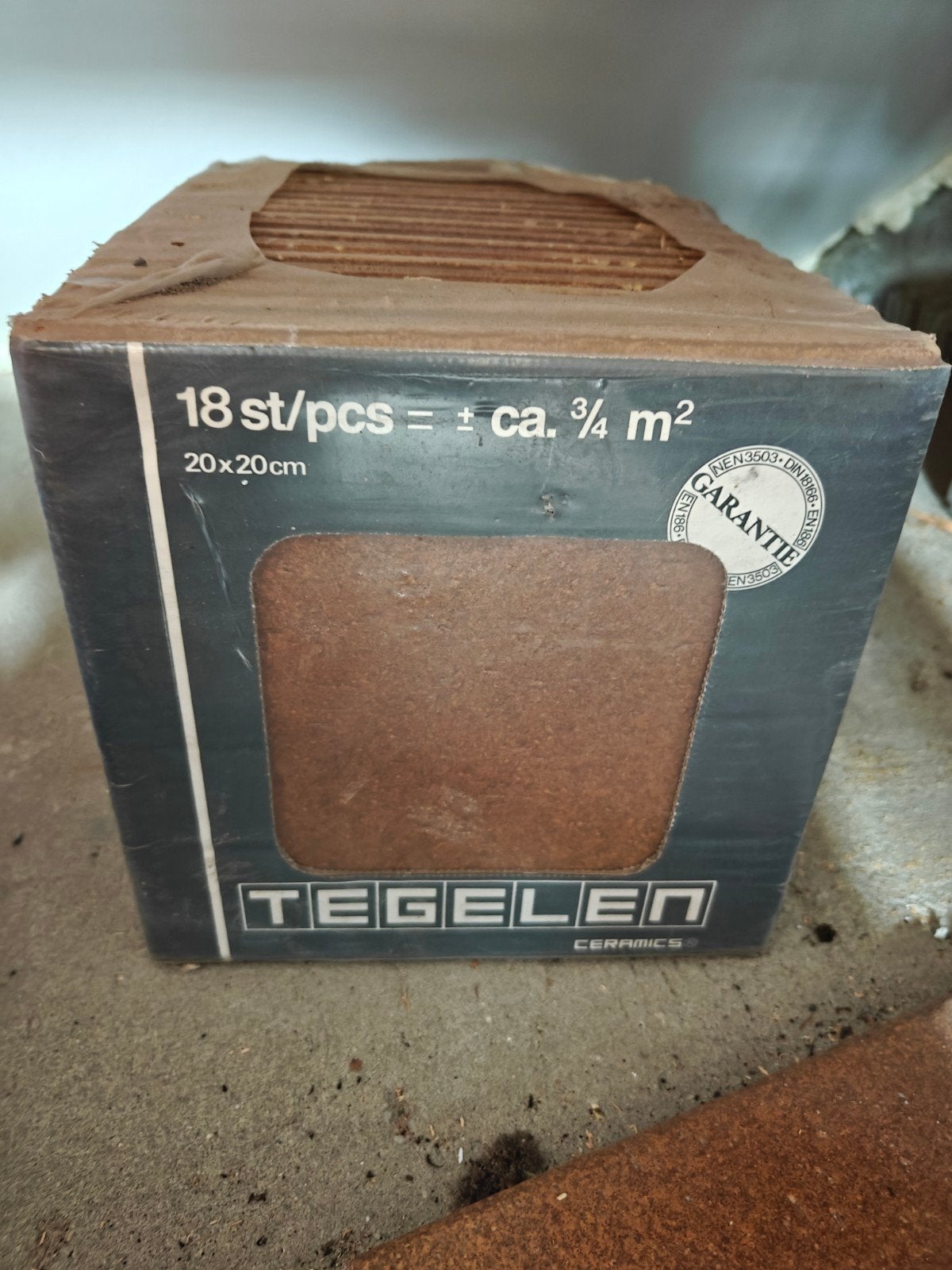 plavuizen tegels keramiek 20x20 cm bruin, Doe-het-zelf en Verbouw, Ophalen, Keramiek, Nieuw, 20 tot 40 cm