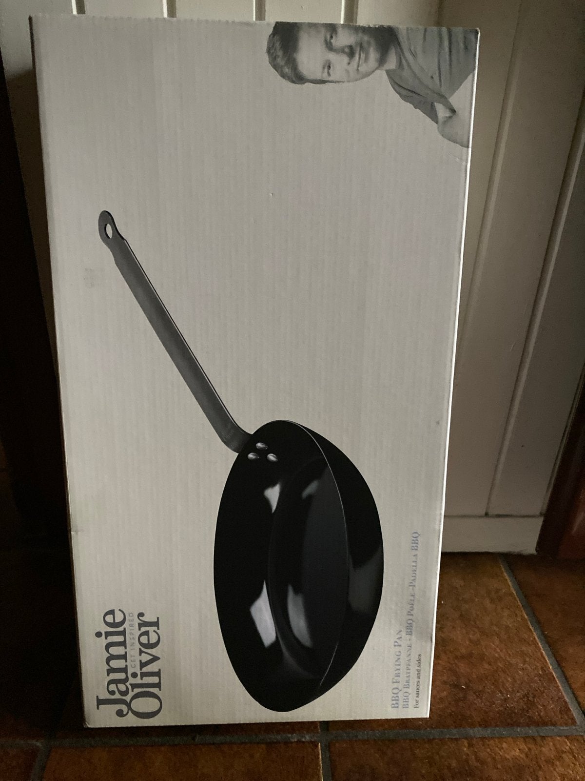 Jamie Oliver BBQ Frying Pan - Nieuw in doos, Huis en Inrichting, Keuken | Potten en Pannen, Geschikt voor barbecue, Nieuw, Ophalen of Verzenden