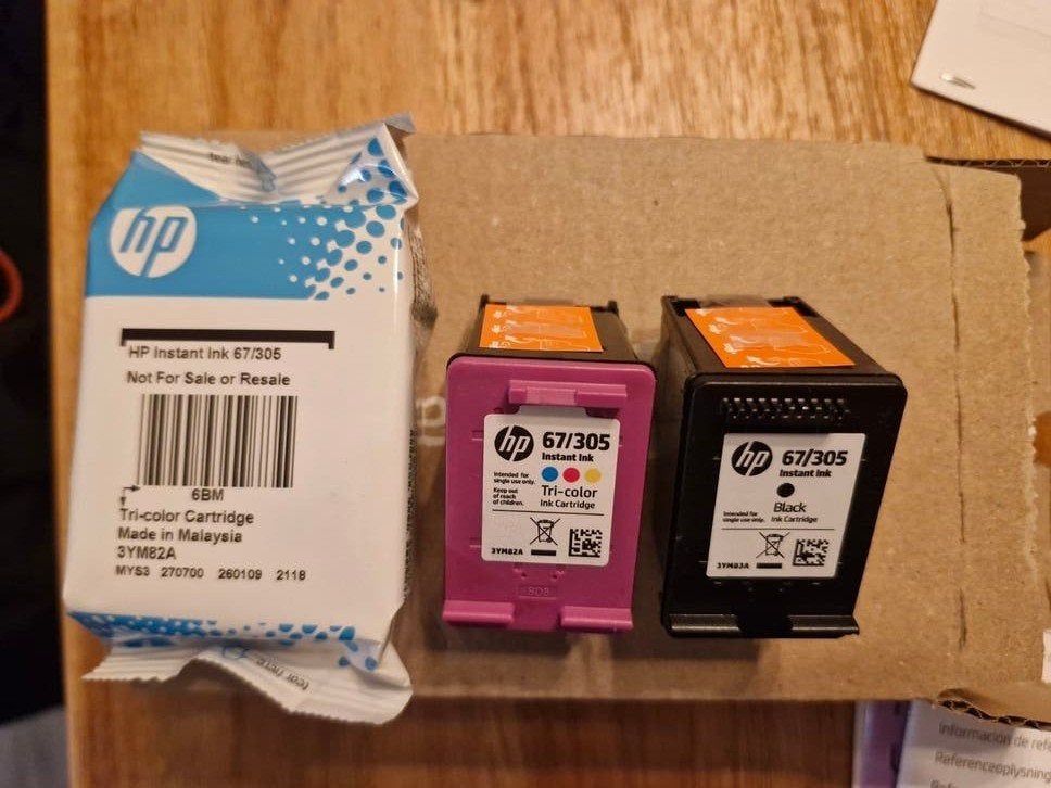 HP Instant Ink 67/305 - Zwart & 2x Kleur Cartridges, Ophalen of Verzenden, Nieuw, Cartridge, HP