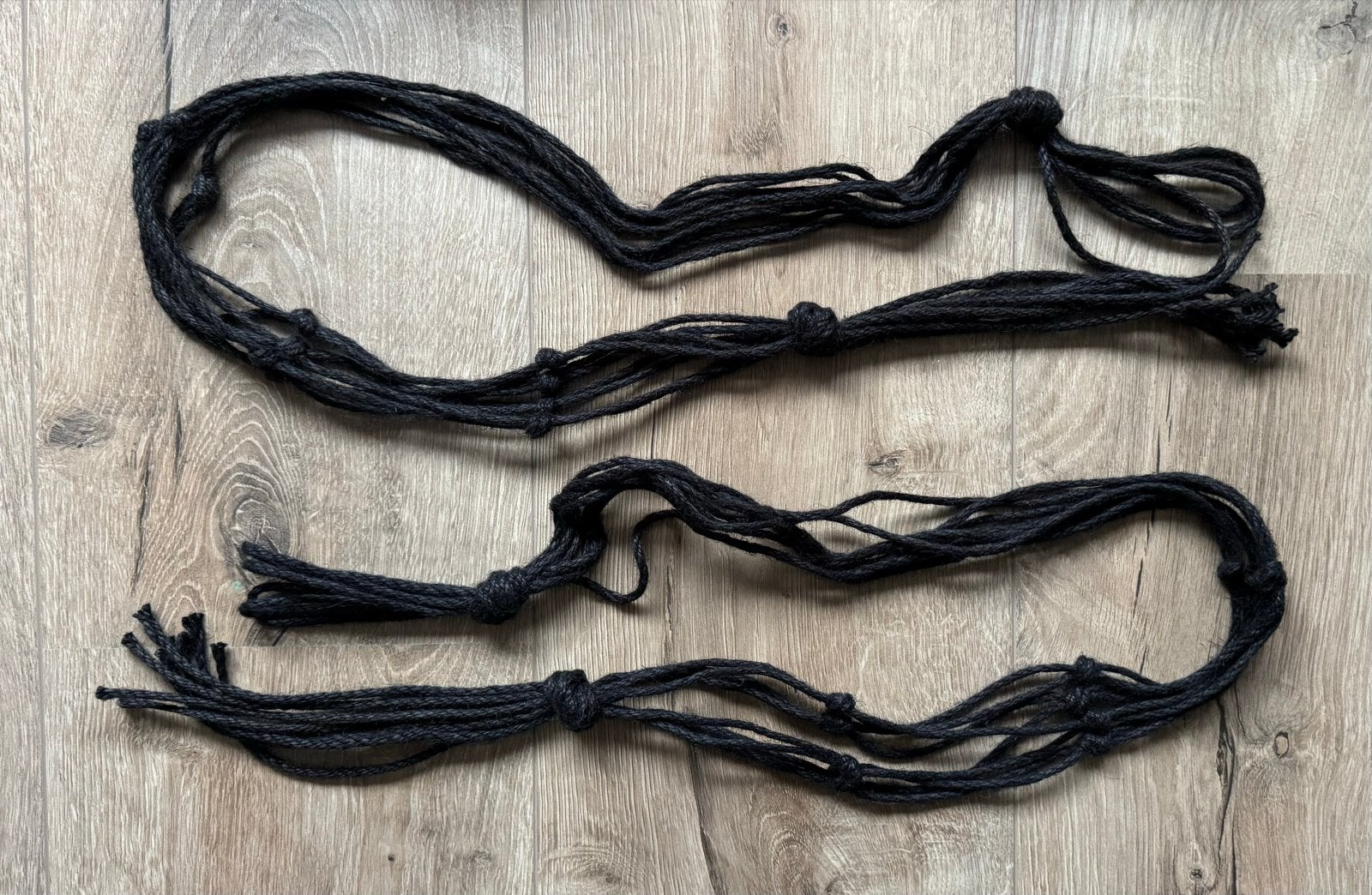 Zwarte Macramé Plantenhanger - Handgemaakt, Ophalen, Zwart, Boho, Zo goed als nieuw