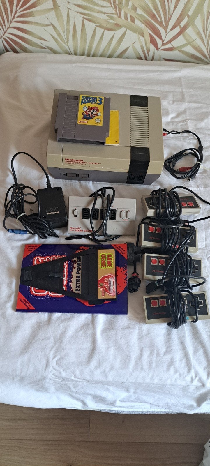 Nintendo 8-bit console met 4 controllers en 16 spellen., 3 spelers of meer, Ophalen, Gebruikt, Vanaf 3 jaar