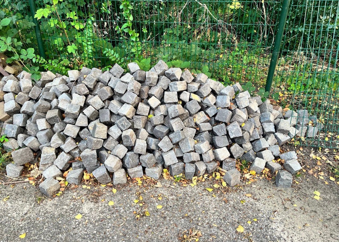 Partij kinderkopjes, Ophalen, Gebruikt, Natuursteen, Overige typen