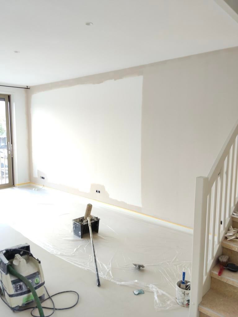 Foto 17 van STUCADOOR  SCHILDER  NODIG €15 M2