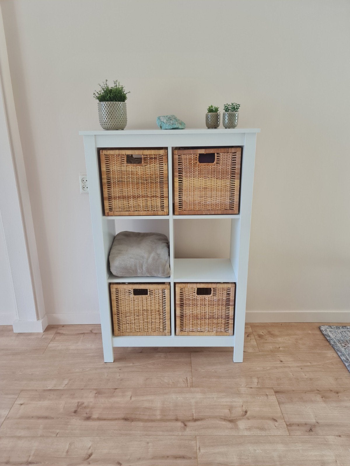Witte vakkenkast met 6 vakken - ZGAN, Ophalen, Met plank(en), Gebruikt, Modern, Scandinavisch