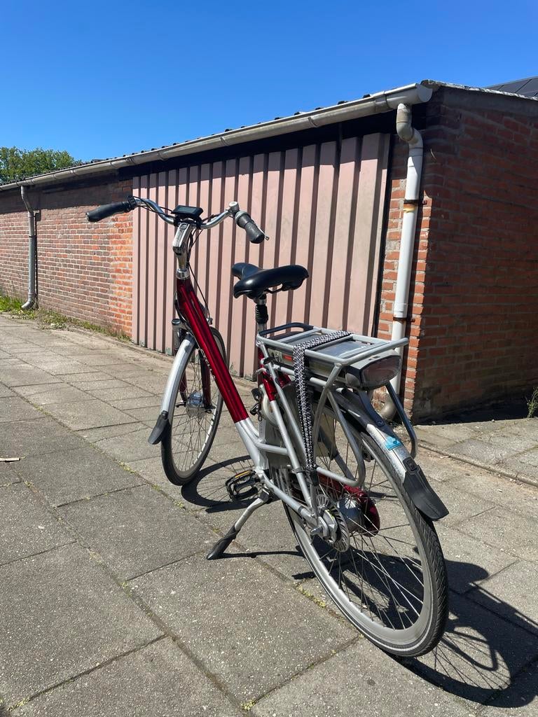 Stella e-bike, Gebruikt, 51 tot 55 cm, 50 km per accu of meer, Ophalen