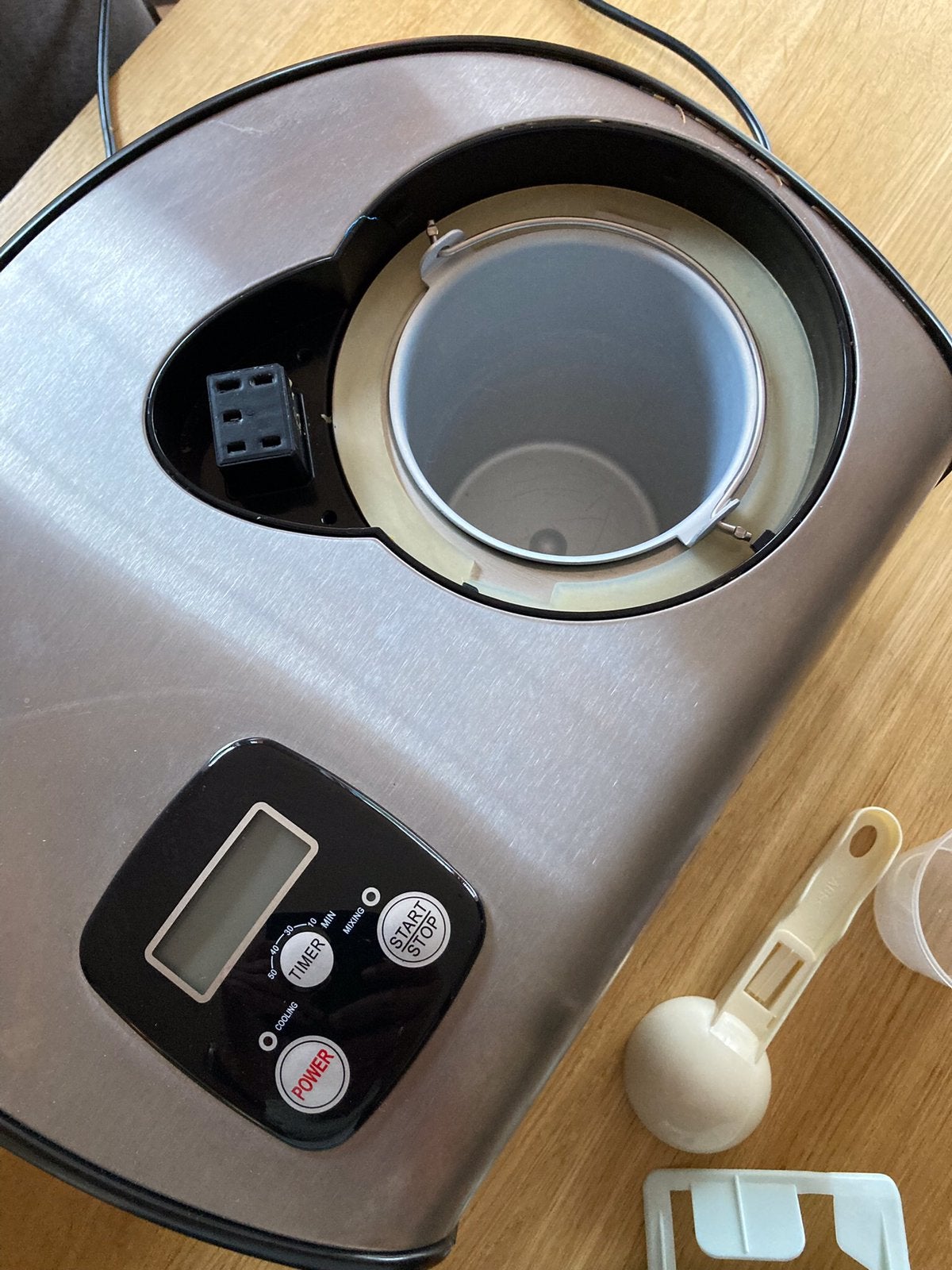 Domo Roomijsmachine / capaciteit 1,5 liter., Ophalen, Zo goed als nieuw