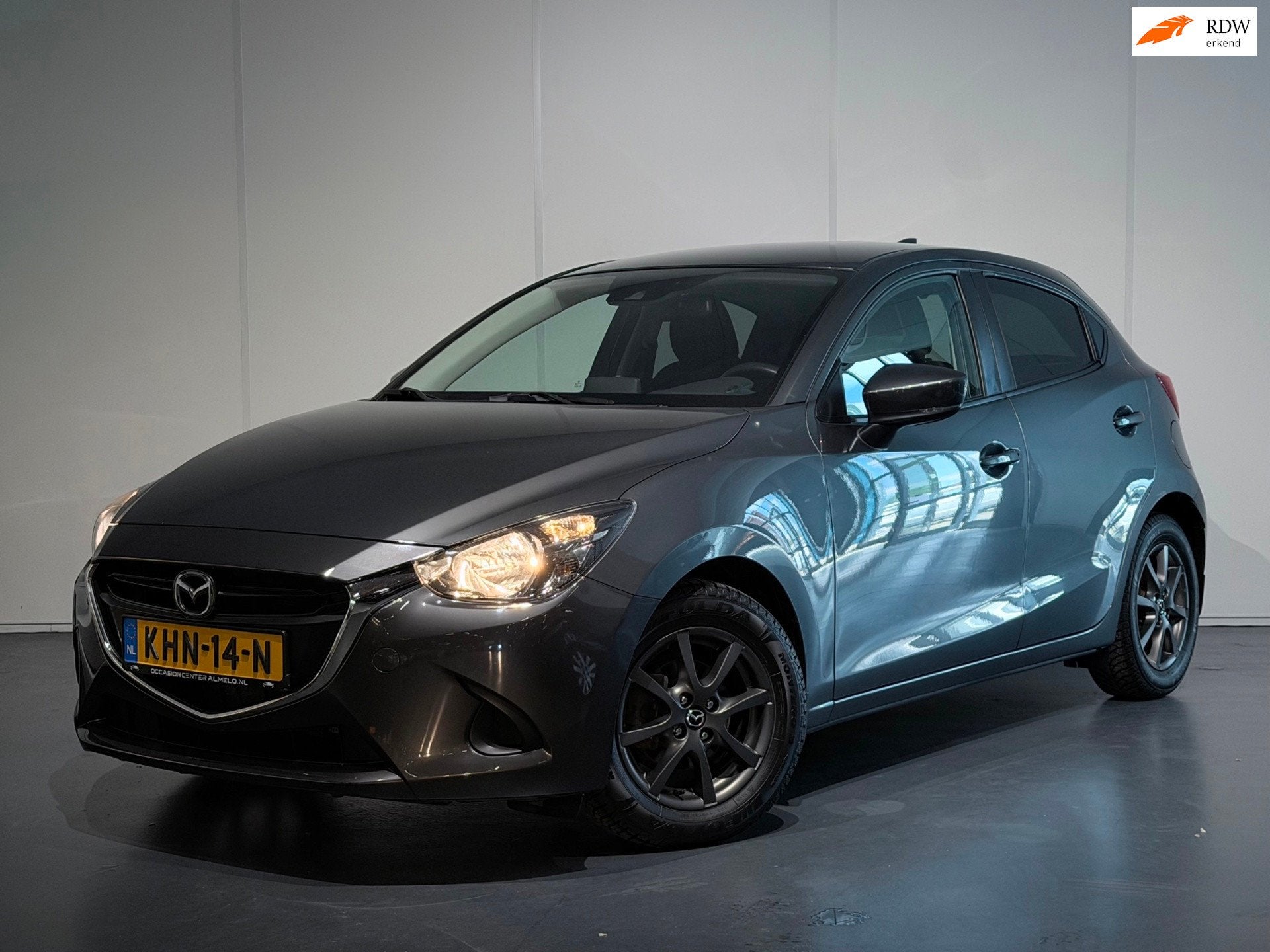 Mazda 2 1.5 Skyactiv-G Intro Edition /Clima/Cruise/PDC/NAVI/, Auto's, Mazda, Voorwielaandrijving, Stof, Gebruikt, Euro 6