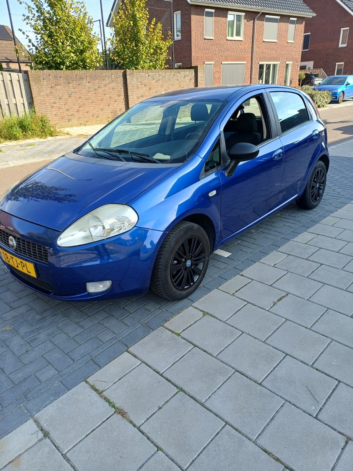 Fiat Punto 1.4 5DR 2006 Blauw, Voorwielaandrijving, 40 €/maand, 4 cilinders, Origineel Nederlands