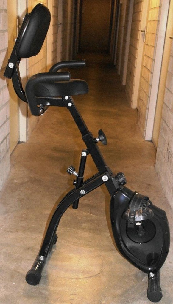 Eenvoudige hometrainer, Ophalen, Gebruikt, Metaal, Hometrainer
