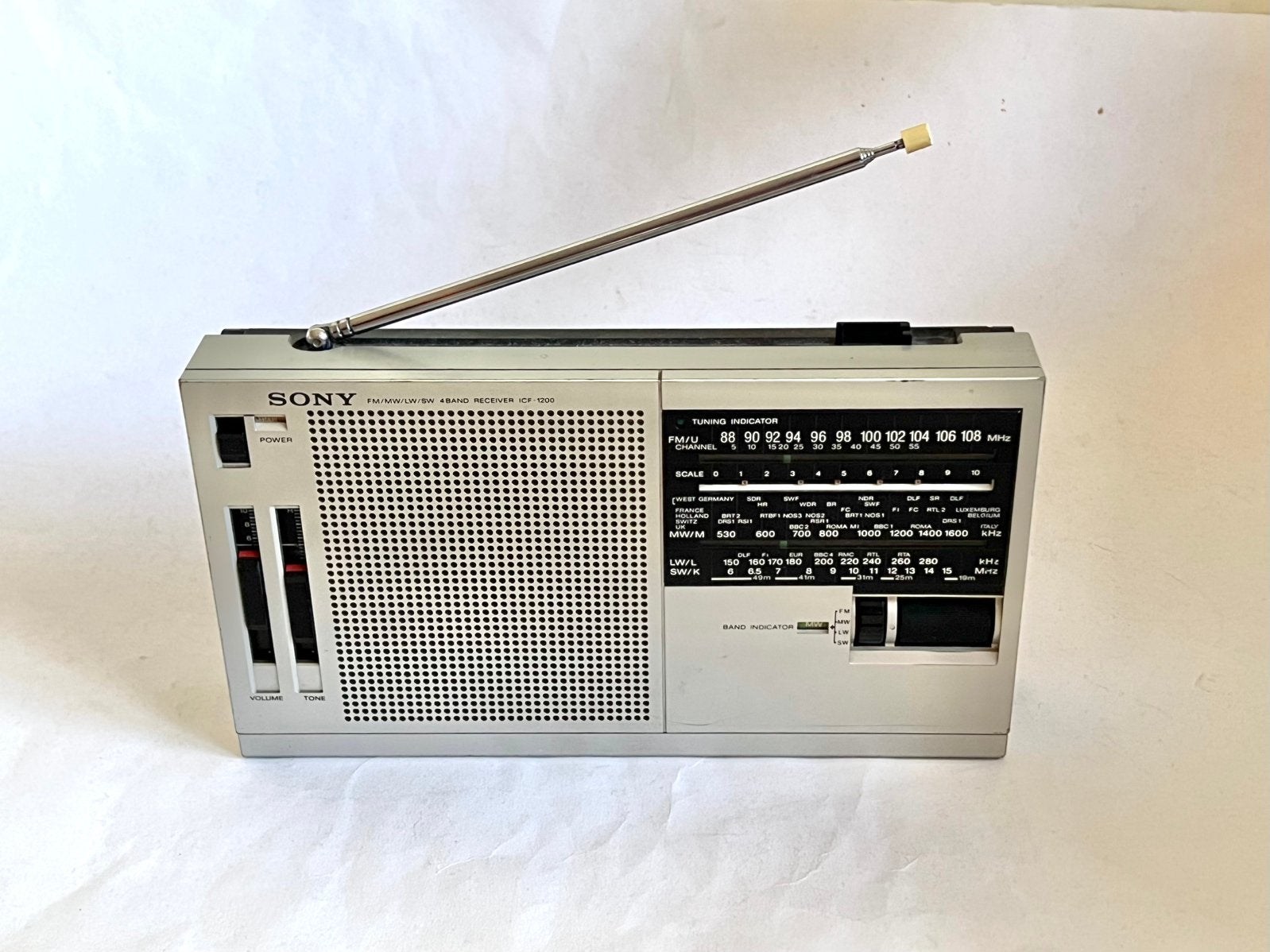 Goed spelende Sony radio met snoer, Ophalen of Verzenden, Gebruikt