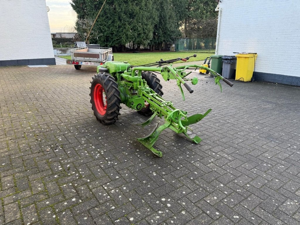 Hert-Agria diesel motoculteur met originele ploeg, Ophalen