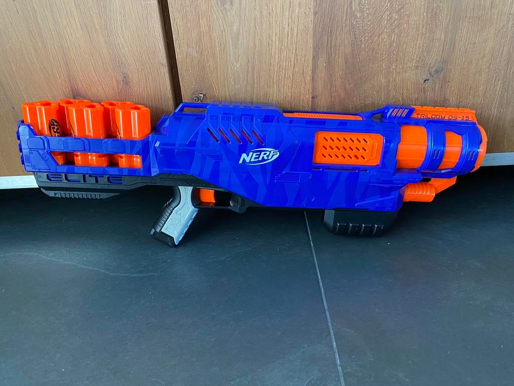 Nerf trilogy, Ophalen of Verzenden, Zo goed als nieuw