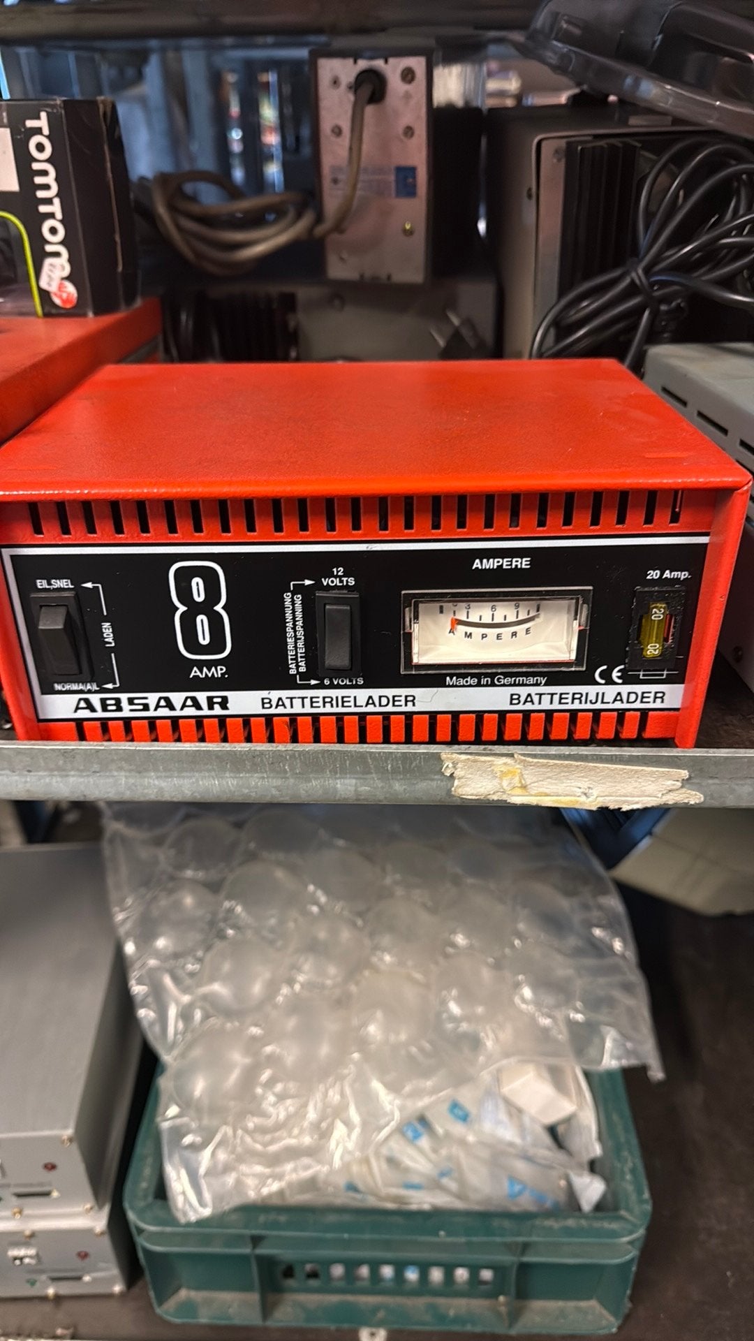 Absaar Batterijlader 8 Ampere - 6V/12V, Ophalen of Verzenden, Gebruikt, Universele onderdelen