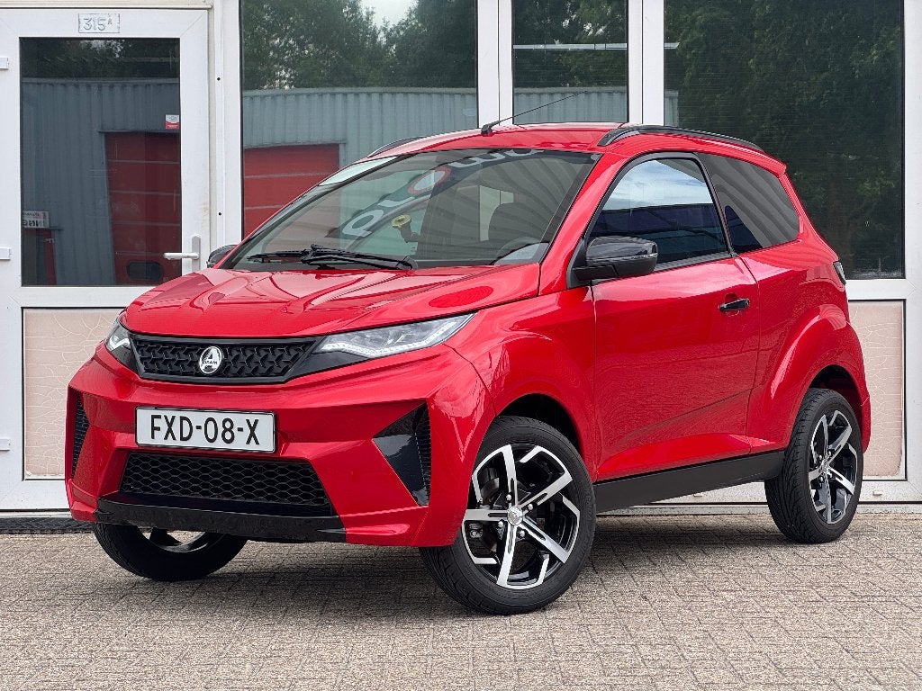 Aixam E-Crossover | BJ 2026 | 1.165 km | Nieuwstaat |, Zo goed als nieuw, 16 km/u of meer, 46 km of meer, Ophalen