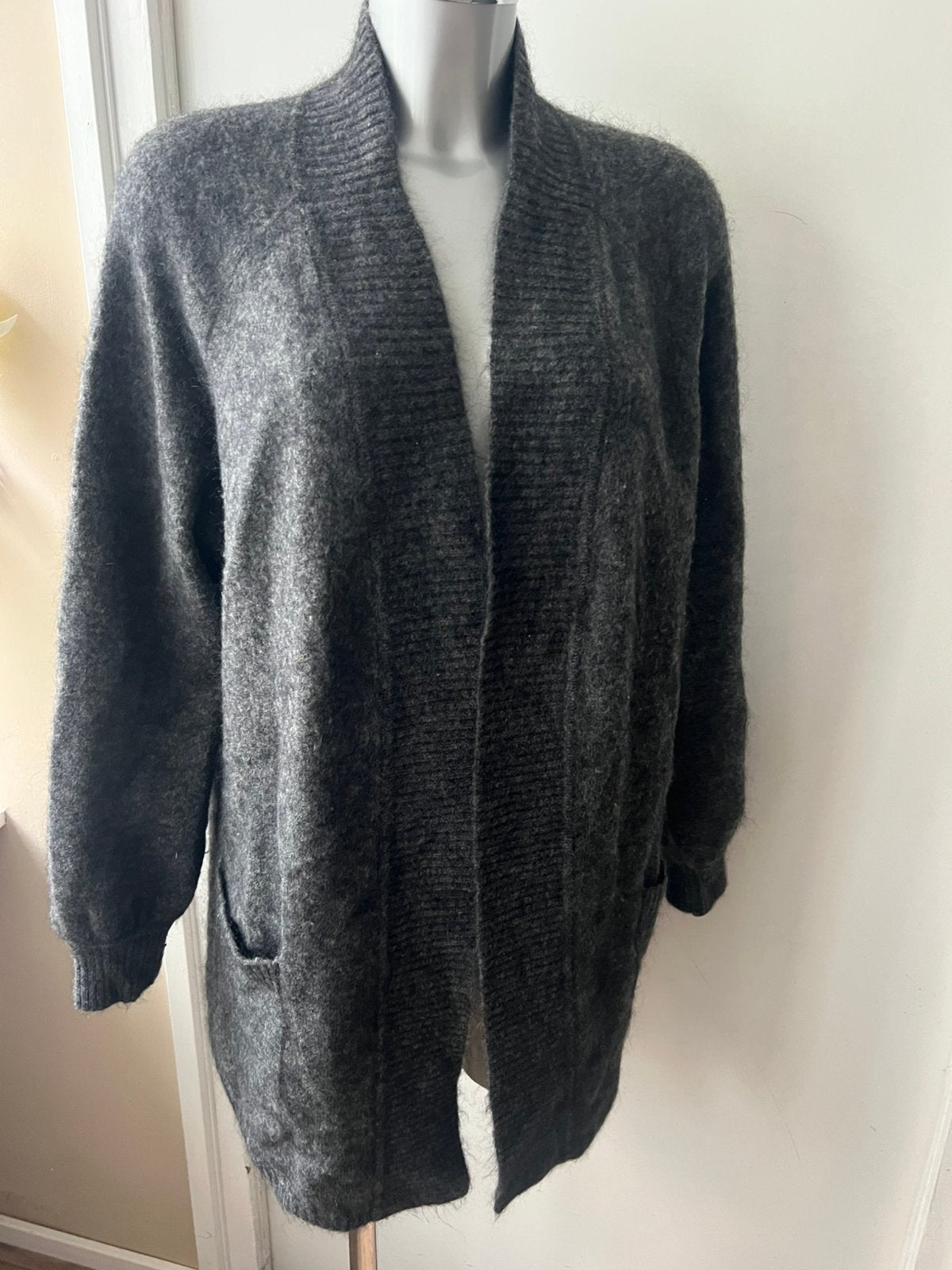 Studio anneloes mooi wollen vest grijs maat S wol, Kleding | Dames, Ophalen of Verzenden, Zo goed als nieuw, Maat 36 (S), Grijs