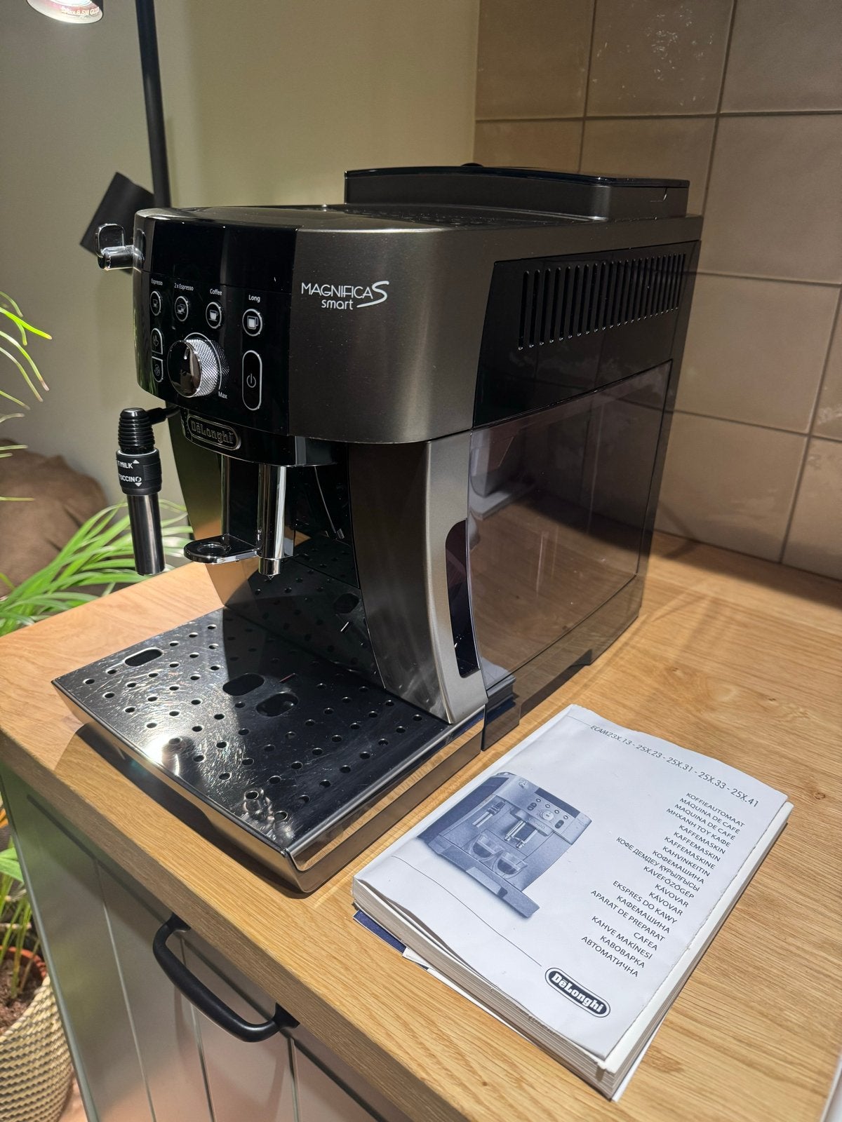 De'Longhi Magnifica S Smart volautomatische espressomachine, Stoompijpje, Espresso apparaat, Ophalen of Verzenden, Zo goed als nieuw