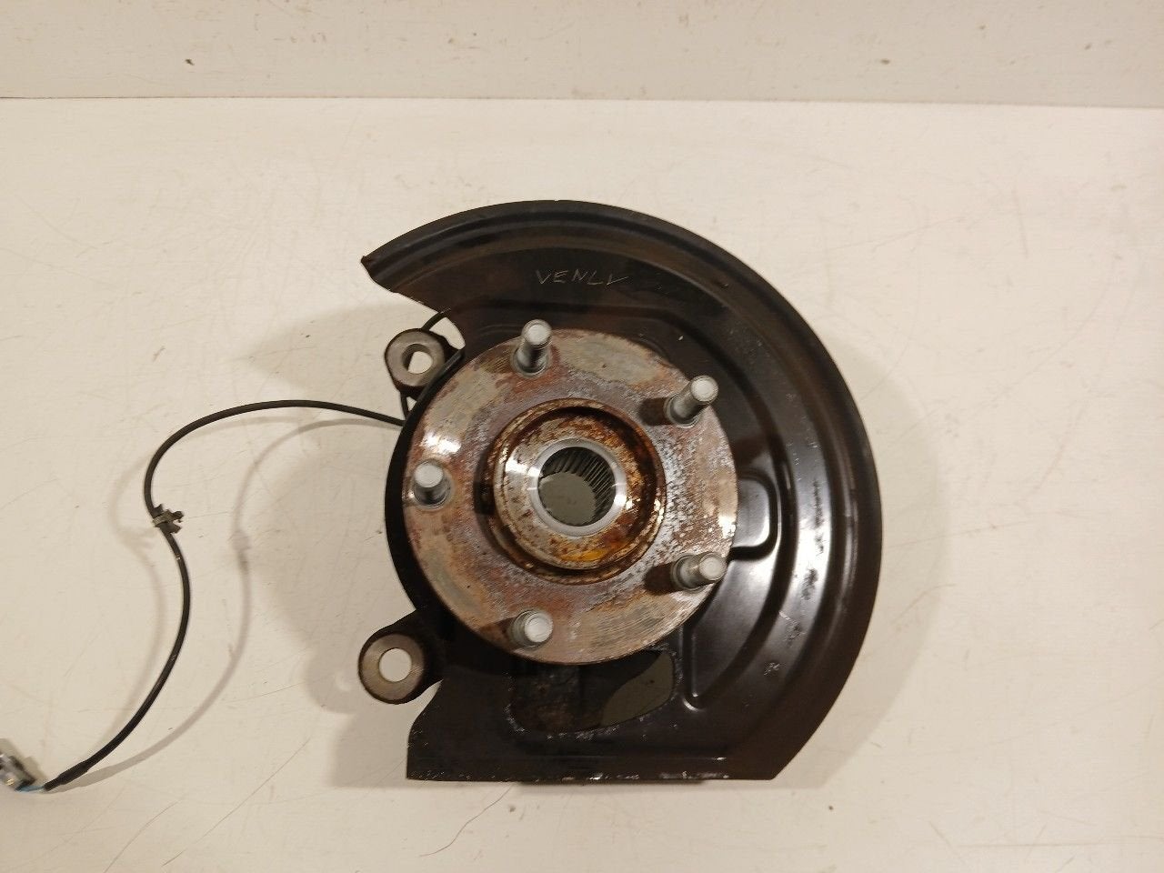 Wielnaaf links voor Nissan Pulsar, Onderdelen@venauto.nl, Van der Ven Autorecycling B.V., Gebruikt, Ettenseweg 76, 4706 PB Roosendaal, The Netherlands