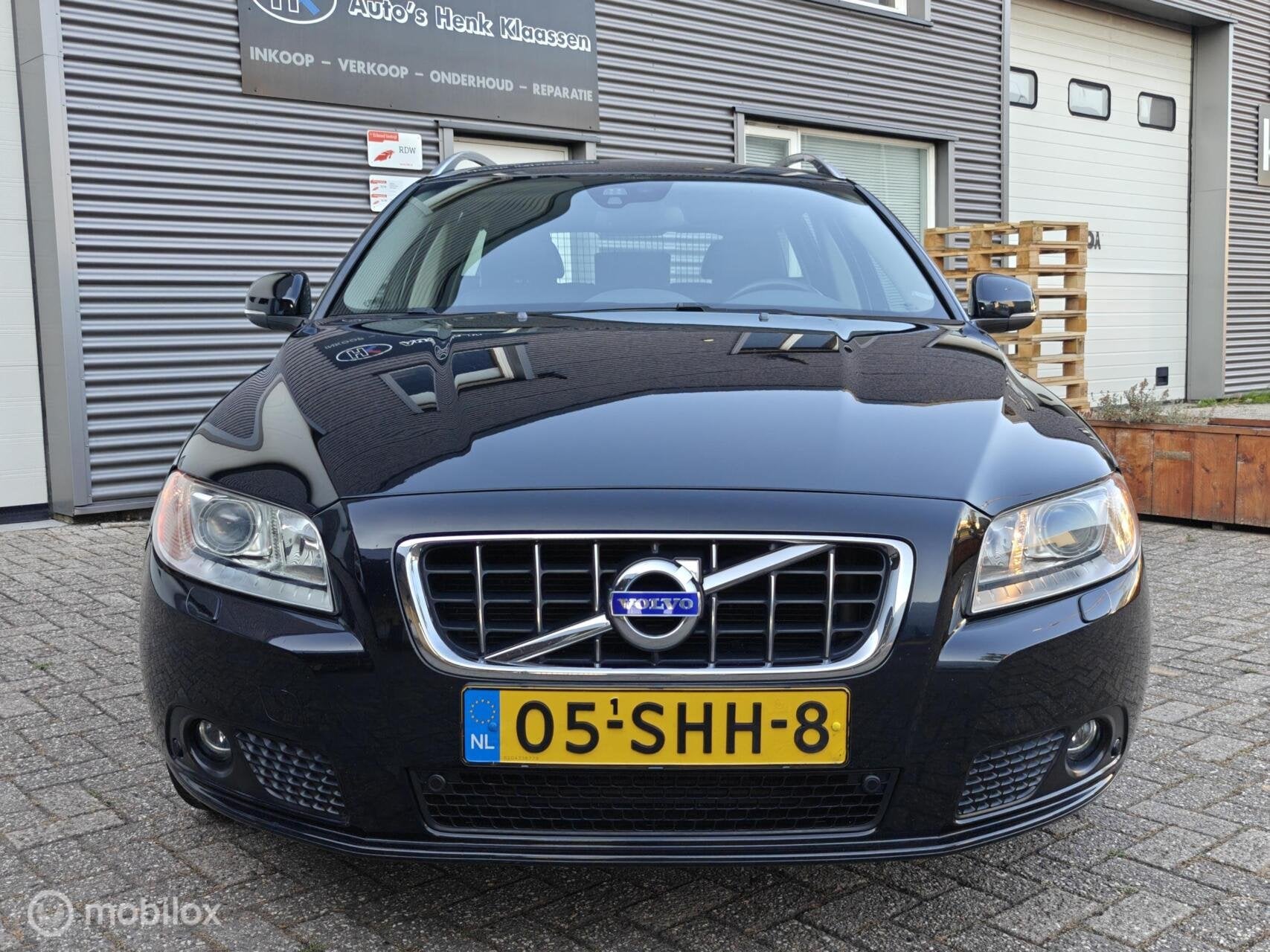 Volvo V70 1.6T4 180pk Lim. Edition Volleder PDCv+a aTrekhaak, Euro 5, 15 km/l, Zwart, 4 cilinders