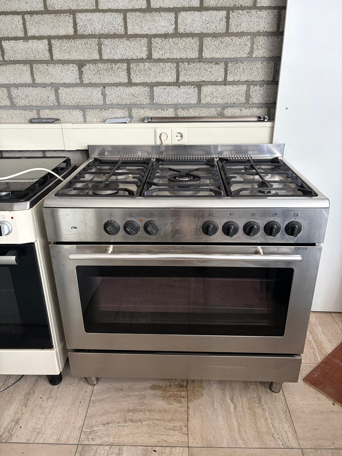 Etna Vrijstaand Gasfornuis met Oven - RVS, Gebruikt, 60 cm of meer, Ophalen of Verzenden, Gas