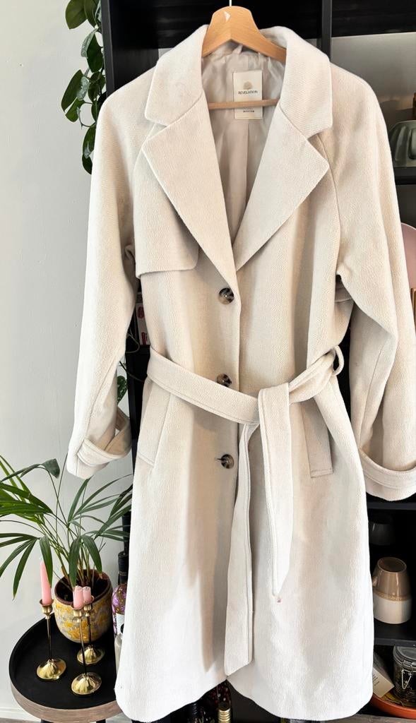 Revelation The Sting jas maat 38, Kleding | Dames, Jassen | Winter, Ophalen of Verzenden, Zo goed als nieuw, Maat 38/40 (M), Beige