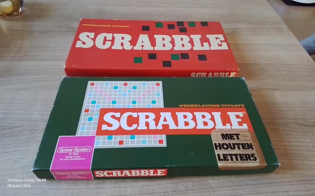 2 Scrabble - Nederlandse Uitgave  Houten Letters,jaren 50/60, Een of twee spelers, Ophalen of Verzenden, Gebruikt, Spear-Spelen