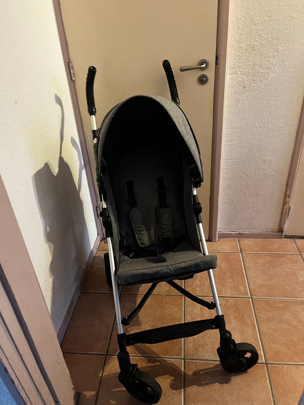 Compacte en lichtgewicht buggy - Ideaal voor onderweg!, Ophalen, Zo goed als nieuw, Overige merken, Verstelbare rugleuning