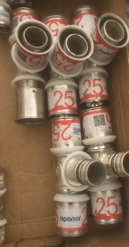 4 uponor perskoppelingen te koop 25/25/25 t stuk, Ophalen of Verzenden, Nieuw